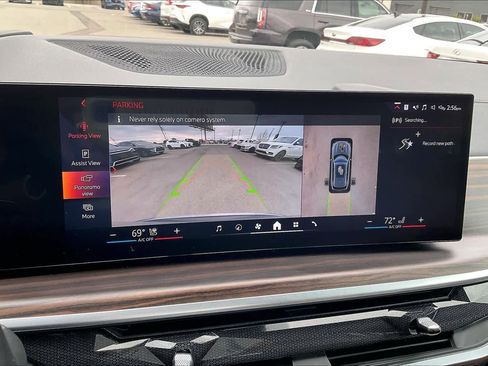 Used 2024 BMW X5 xDrive50e w/ Premium Package image 25