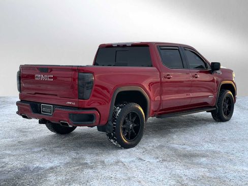 Used 2021 GMC Sierra 1500 AT4 w/ Technology Package AWD/4WD image 3