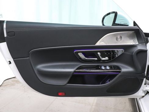 Used 2023 Mercedes-Benz SL 63 AMG 4MATIC image 18