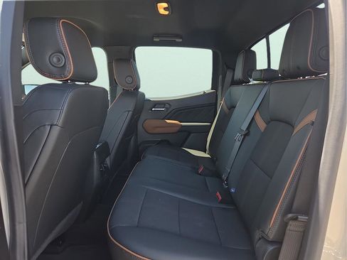 Used 2026 GMC Canyon AT4 AWD/4WD image 8
