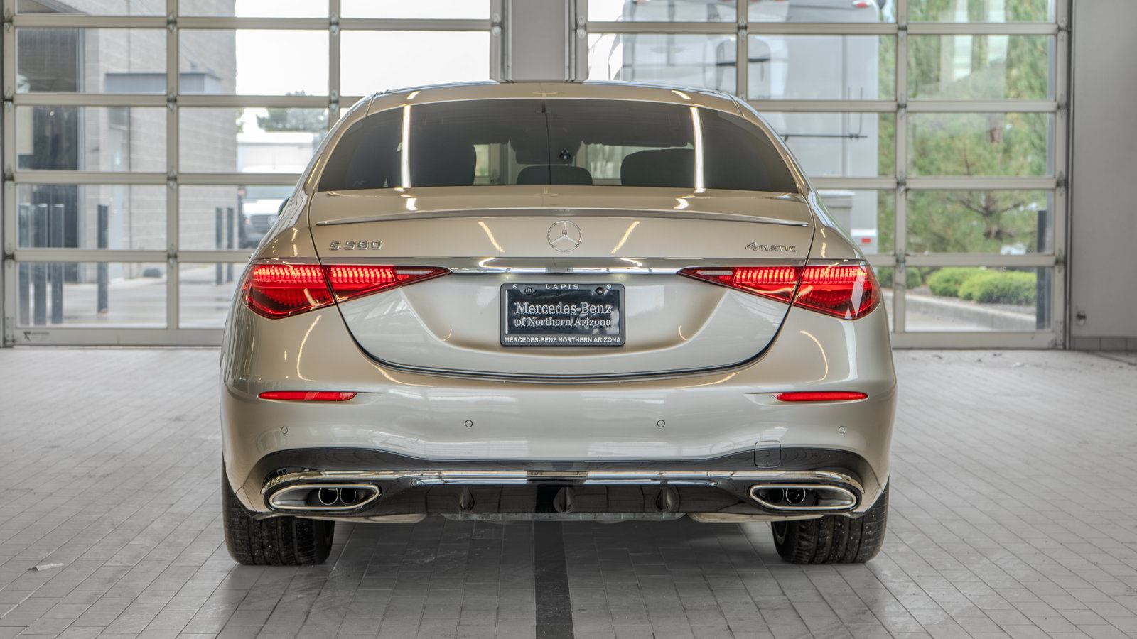 Used 2024 Mercedes-Benz S 580 4MATIC Sedan image 14
