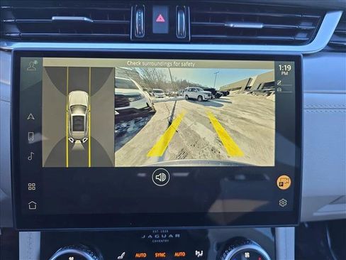 Certified 2025 Jaguar F-PACE R-Dynamic S image 23