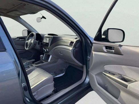 Used 2010 Subaru Forester 2.5X Limited image 19