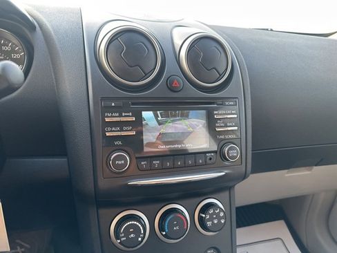 Used 2013 Nissan Rogue S w/ Special Edition Pkg image 4