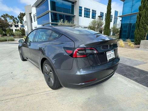 Used 2023 Tesla Model 3 Standard Range image 4
