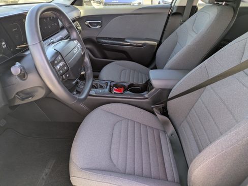Certified 2025 Kia K4 EX image 24