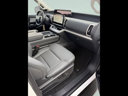 New 2026 Ford Expedition Max Active image 17