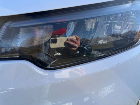 Used 2024 Jeep Compass Trailhawk image 22