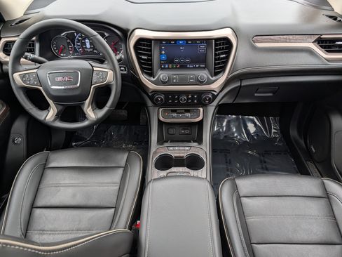 Used 2023 GMC Acadia Denali w/ Black Diamond Edition image 12