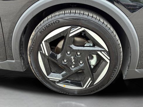 Certified 2025 Kia K4 EX image 30