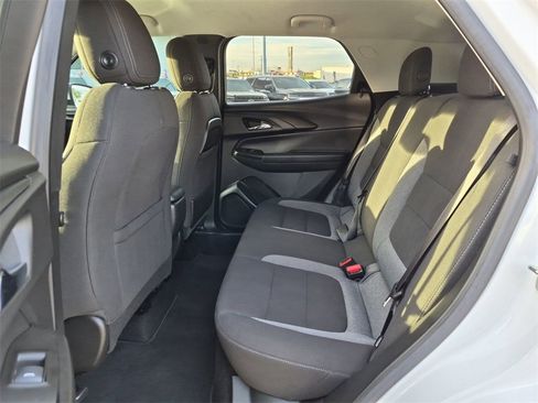 Used 2023 Chevrolet TrailBlazer LT w/ Convenience Package image 21