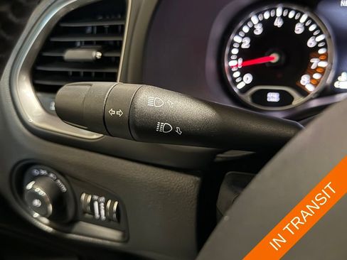 Certified 2022 Jeep Renegade Limited AWD/4WD image 18