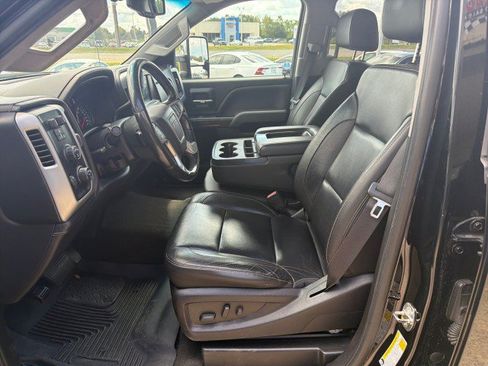 Used 2018 GMC Sierra 2500 SLT w/ Duramax Plus Package AWD/4WD image 16