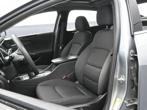 Used 2024 Chevrolet Malibu LT FWD image 10