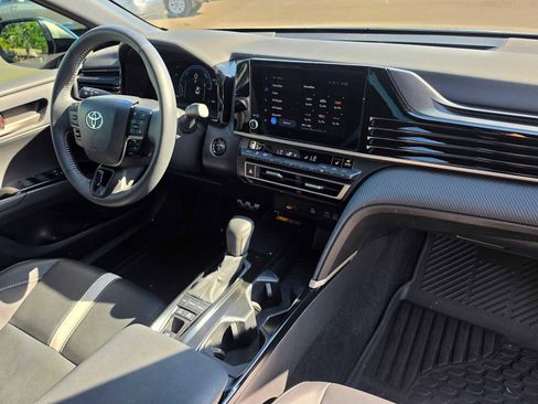 Certified 2025 Toyota Camry SE w/ Convenience Package FWD image 10