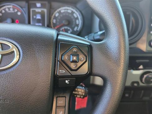 Used 2022 Toyota Tacoma SR image 15