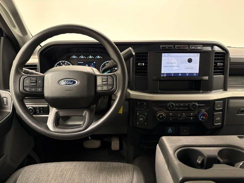 Used 2023 Ford F250 XL w/ STX Appearance Package AWD/4WD image 28