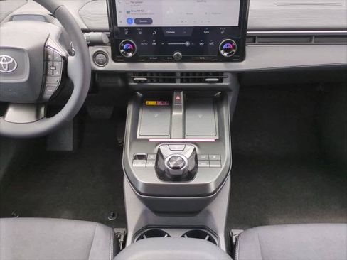 Certified 2026 Toyota C-HR AWD/4WD image 18