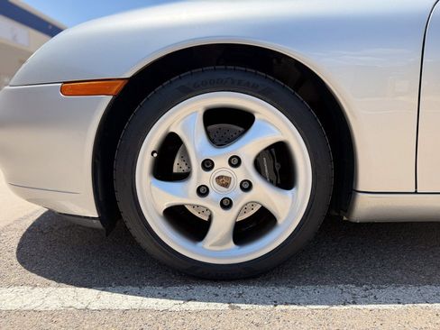 Used 2000 Porsche 911 Carrera image 26