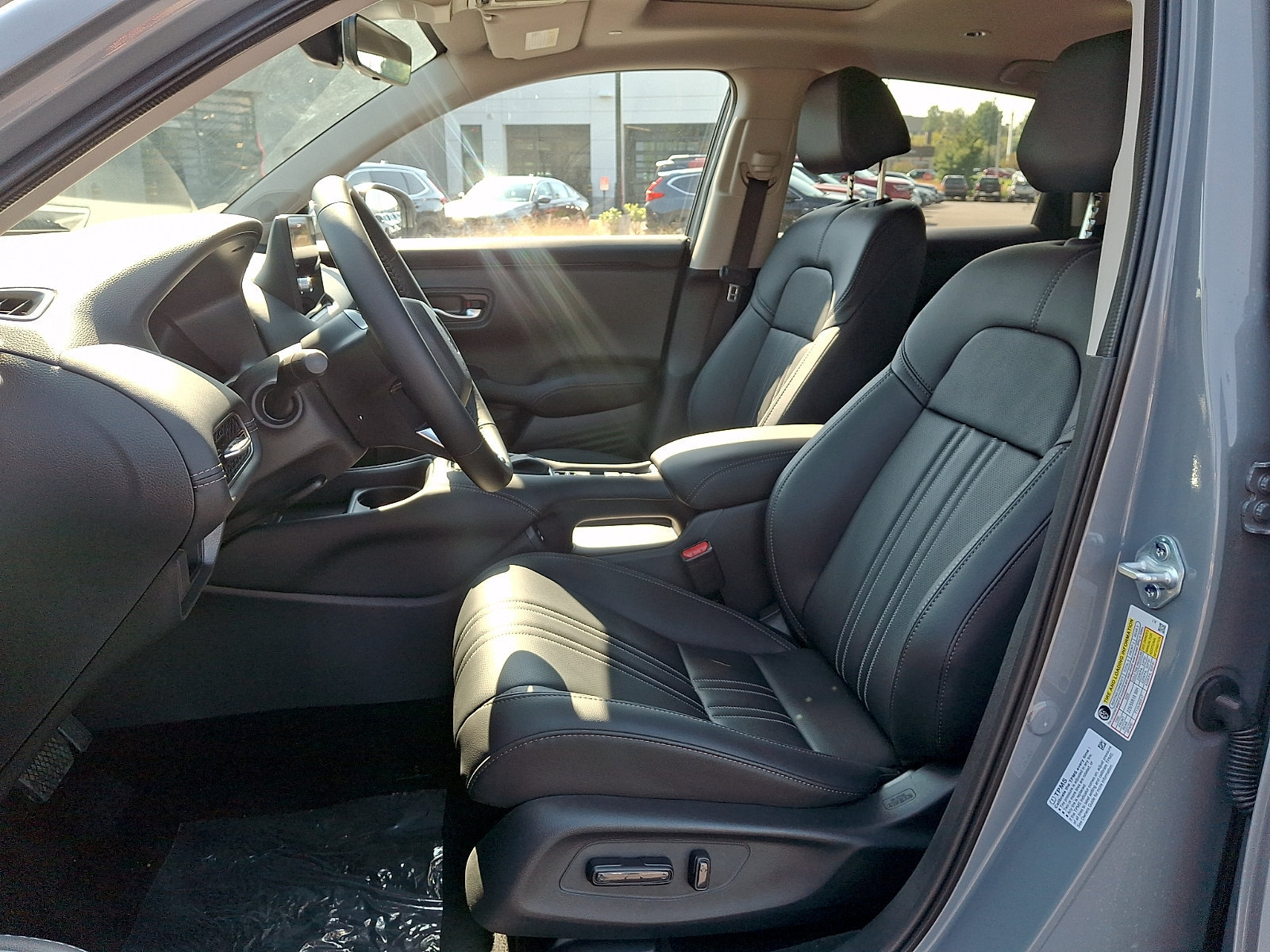 New 2027 Honda HR-V EX-L image 6