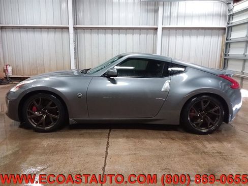 Used 2014 Nissan 370Z Coupe w/ Sport Package image 6