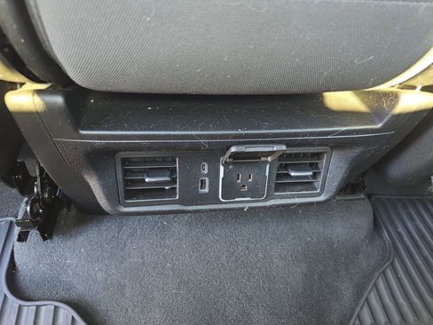 Used 2023 GMC Sierra 1500 Elevation image 15