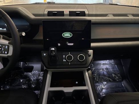 New 2026 Land Rover Defender 130 S image 17