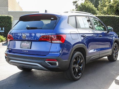 Used 2024 Volkswagen Taos SE image 6