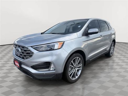 Certified 2024 Ford Edge Titanium w/ Equipment Group 301A AWD/4WD image 3