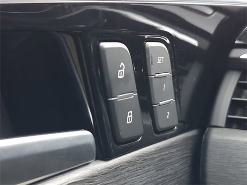 Used 2020 Audi A4 2.0T Premium Plus image 22