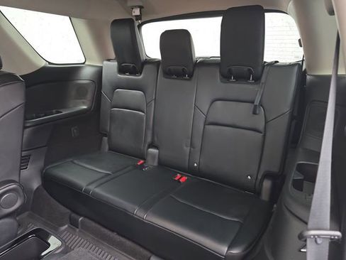 Used 2023 Nissan Pathfinder Platinum FWD image 35