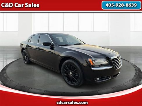 Used 2014 Chrysler 300 S image 1