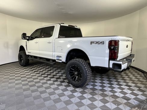 New 2025 Ford F250 Lariat w/ Lariat Ultimate Package image 3