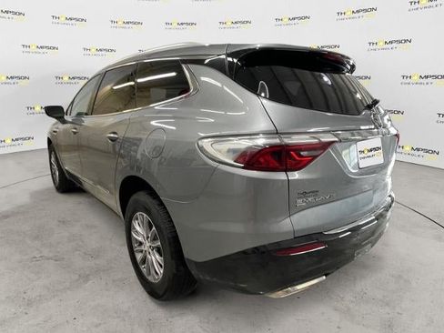 Used 2023 Buick Enclave Essence AWD/4WD image 2