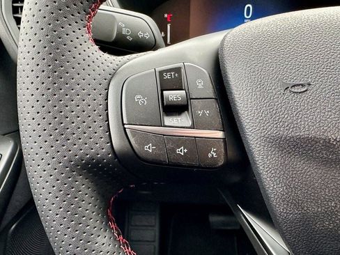 New 2025 Ford Escape ST-Line w/ Tech Pack #1 image 23