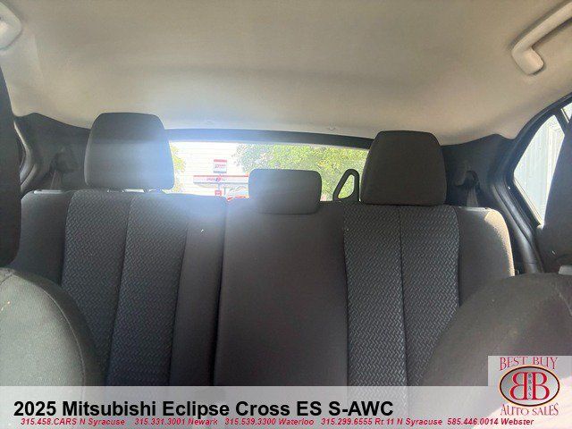 Used 2025 Mitsubishi Eclipse Cross ES AWD/4WD image 18