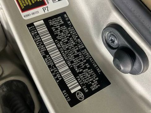 Used 2013 Toyota Camry XLE w/ Leather Pkg image 28