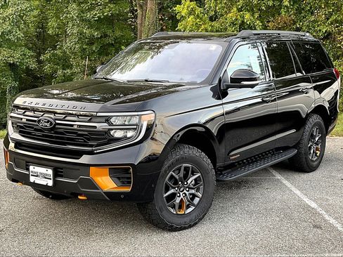 New 2025 Ford Expedition Tremor image 2