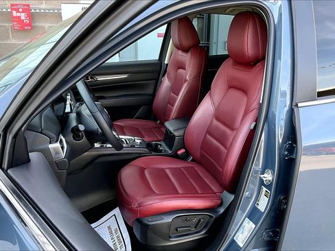 Used 2023 MAZDA CX-5 Carbon Edition image 7