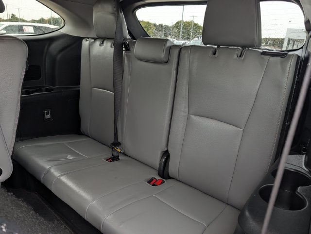 Used 2022 Toyota Highlander Bronze Edition FWD image 30