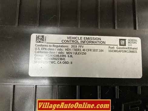 Used 2019 Chevrolet Express 2500 w/ Driver Convenience Package RWD image 37