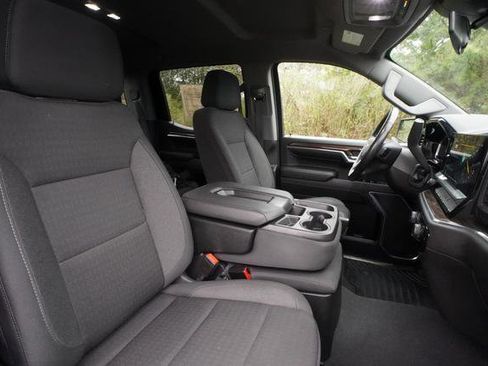 Used 2022 Chevrolet Silverado 1500 LT image 19