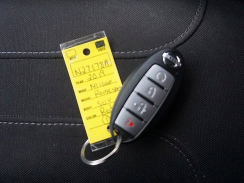 Used 2019 Nissan Rogue Sport SV image 21