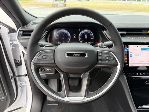 New 2026 Jeep Grand Cherokee Limited Reserve image 22