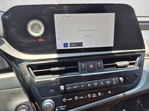 Used 2023 Lexus ES 350 w/ Accessory Package (Z1) FWD image 13