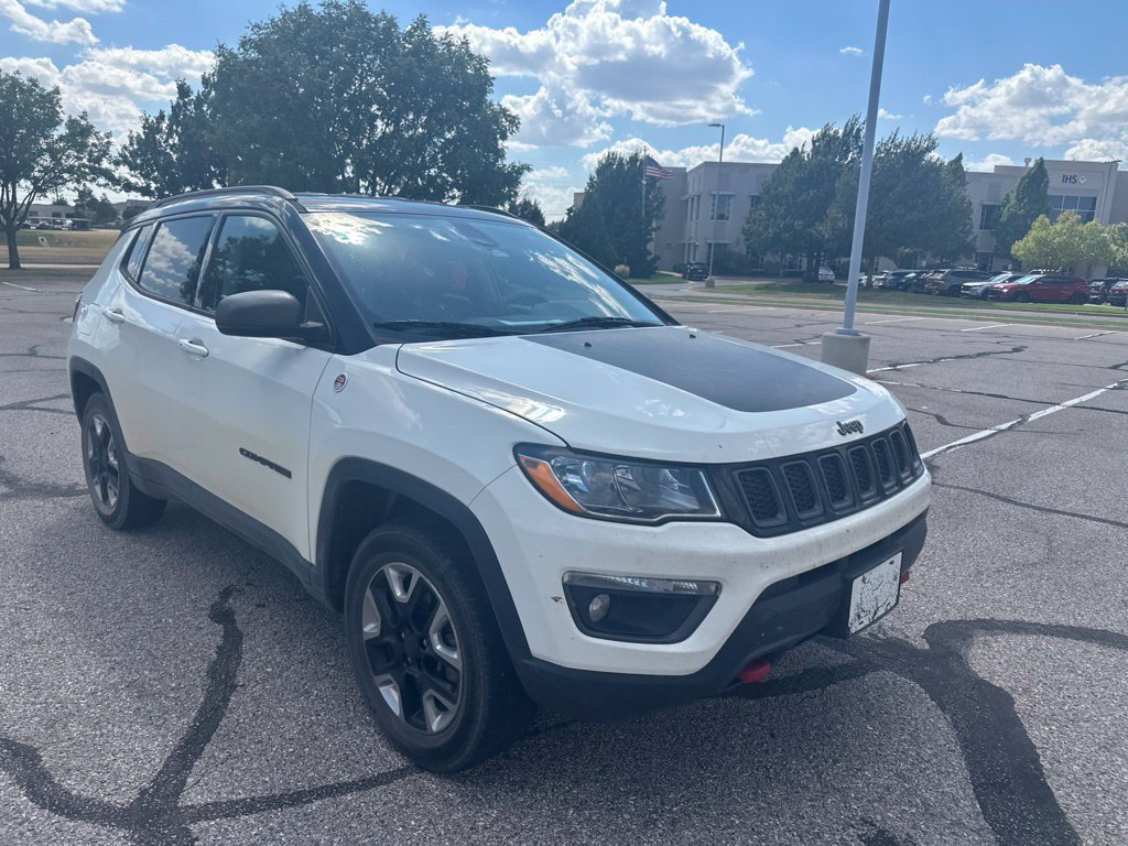 Used 2018 Jeep Compass Trailhawk AWD/4WD image 3