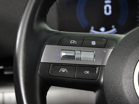 Certified 2025 Hyundai Kona SEL image 27