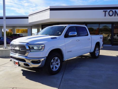 Used 2020 RAM 1500 Laramie w/ Off Road Group image 4