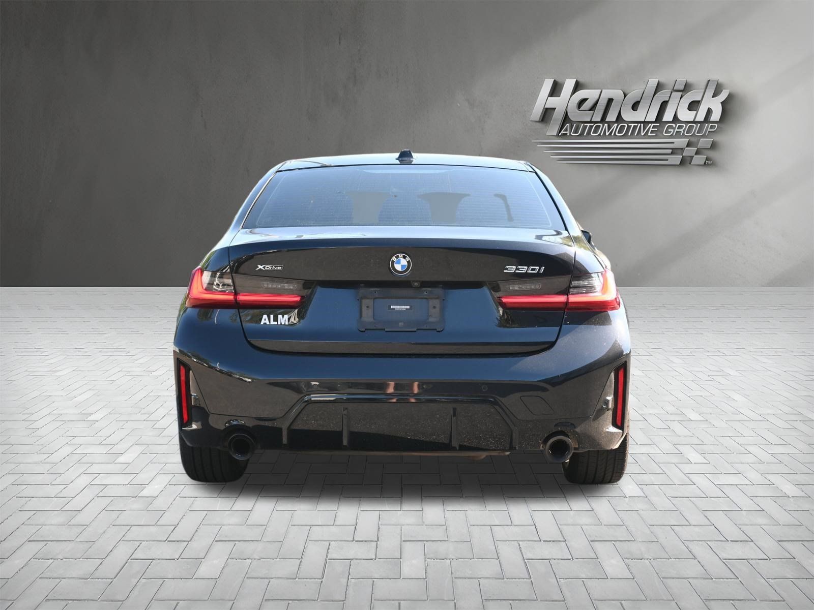 Used 2023 BMW 330i xDrive Sedan AWD/4WD image 8