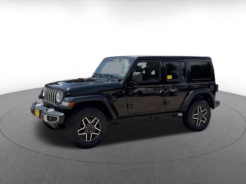 Used 2025 Jeep Wrangler Unlimited Sahara AWD/4WD image 8